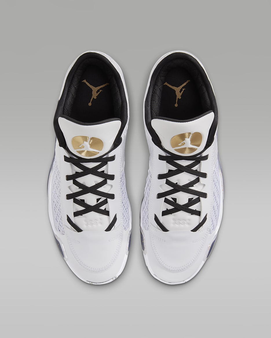 Scarpa da basket Air Jordan XXXVIII Low. Nike CH